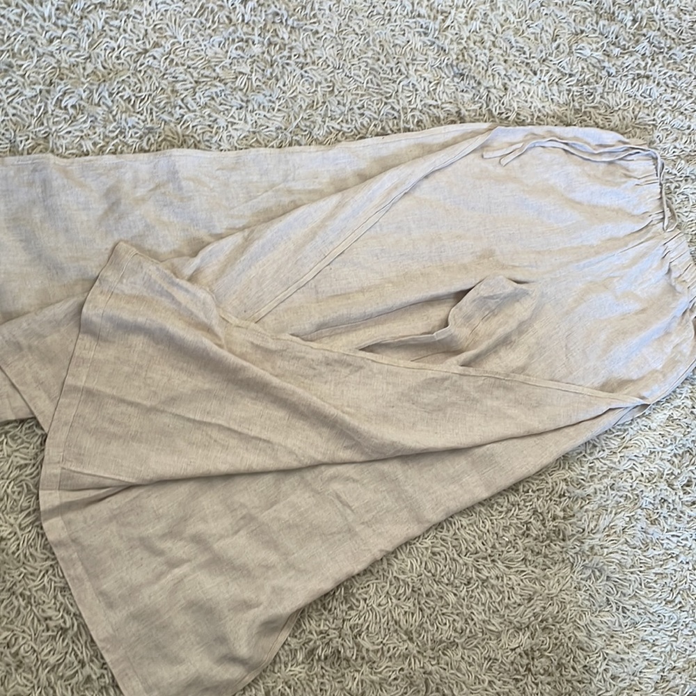 Cream pants - Picture 2 of 3